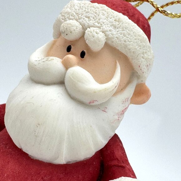 1999 Enesco Santa Christmas Ornament Red White Holiday Vtg Island Misfit Toys - Picture 2 of 7